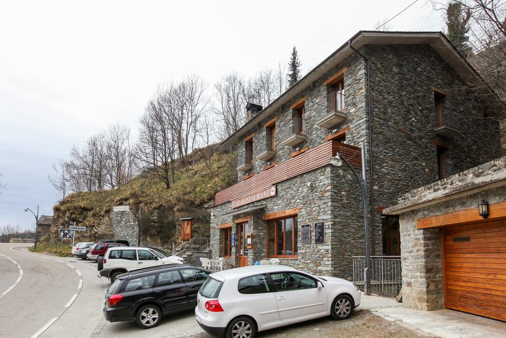 Hostal Les Roquetes كيرالبس المظهر الخارجي الصورة